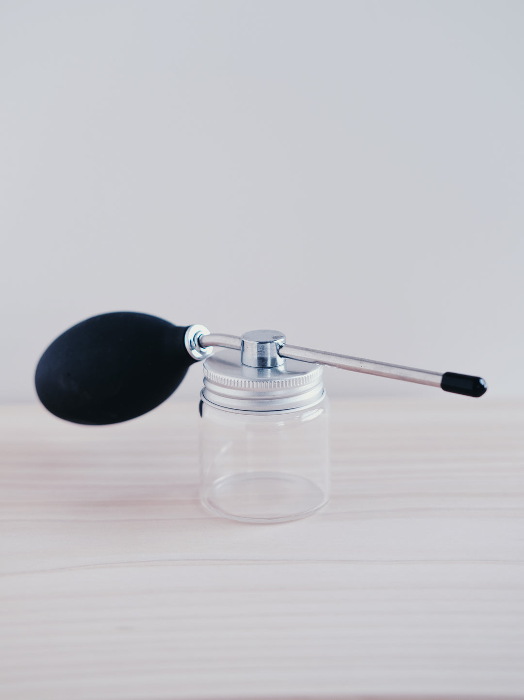 Aerosol Free Dry Shampoo Dispenser