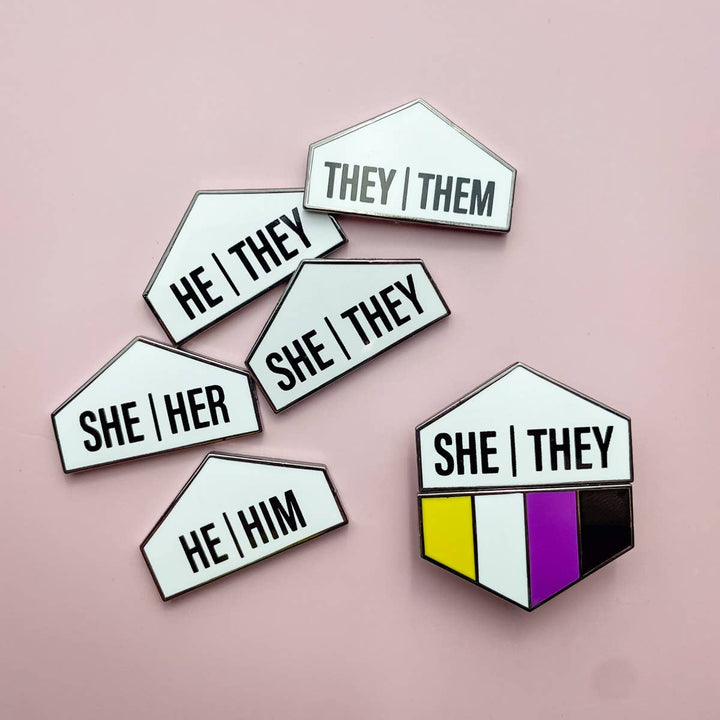 Pronoun + Flag Set Bulk Badges (PRONOUNS ONLY)