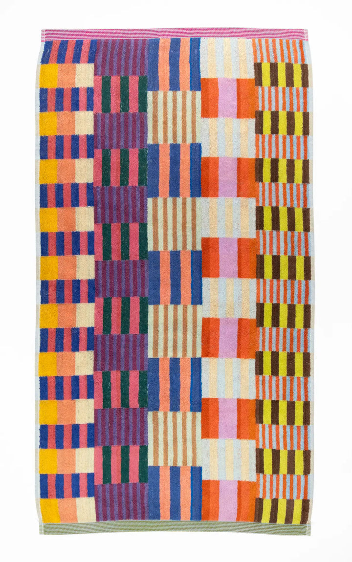 Odds & Ends Small Bath Towel #98 Tulip Quilt