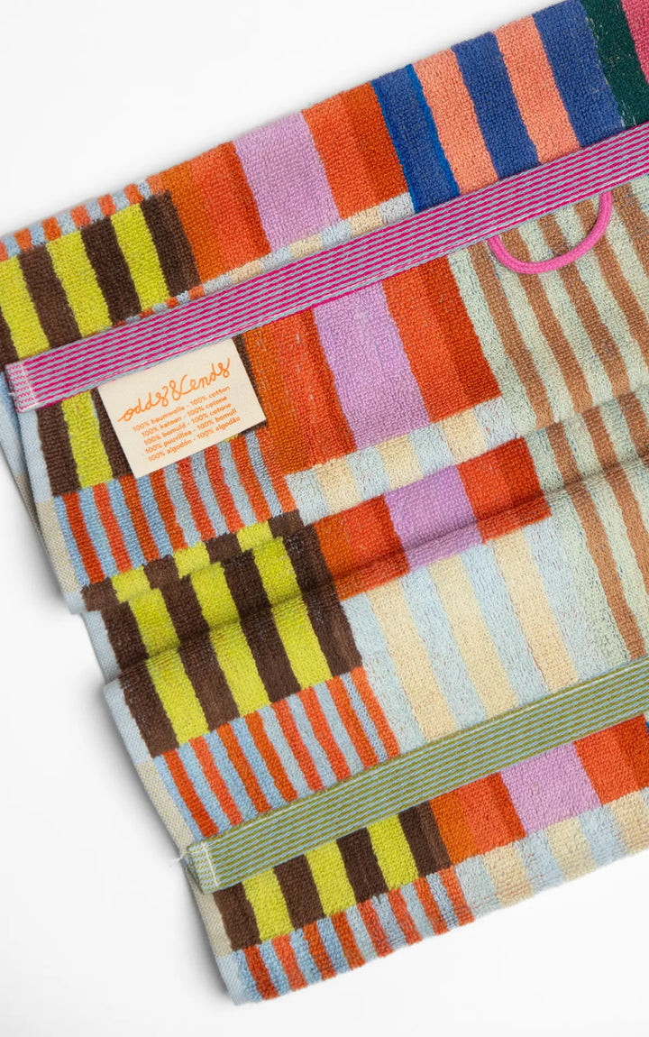 Odds & Ends Small Bath Towel #98 Tulip Quilt