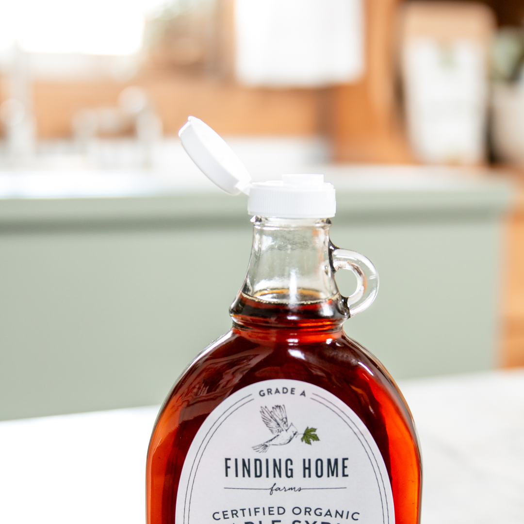 NEW 100 % Pure Organic Maple Syrup 8 oz. Classic Bottle