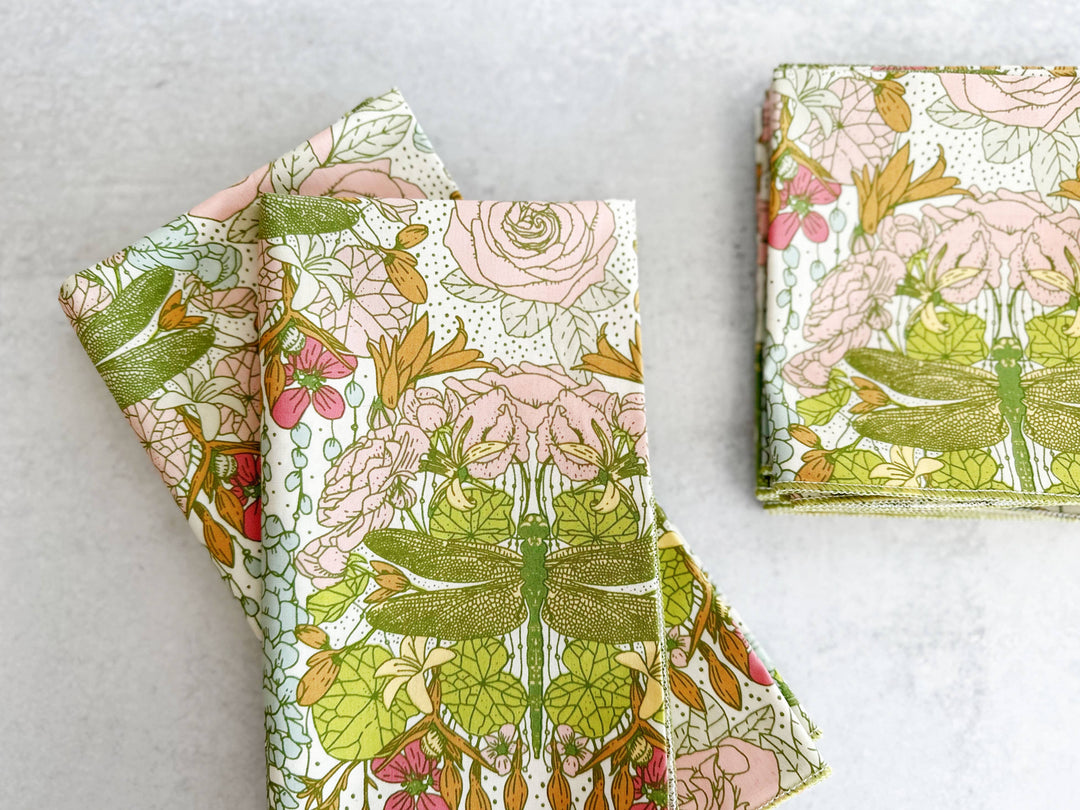Dragonfly Garden Cloth Napkins - Set of 4